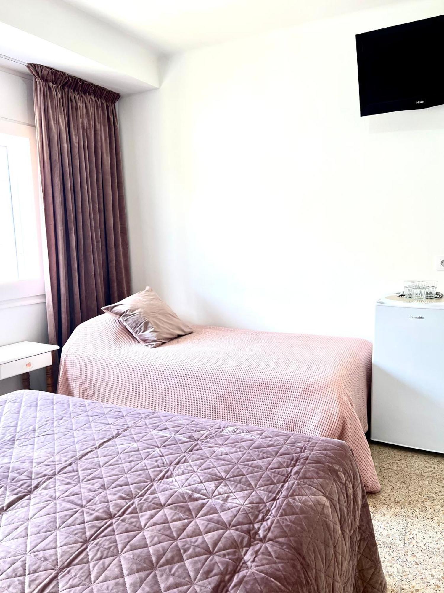 Escondite Central Con Terraza Compartida En La Azotea Roses Kamer foto