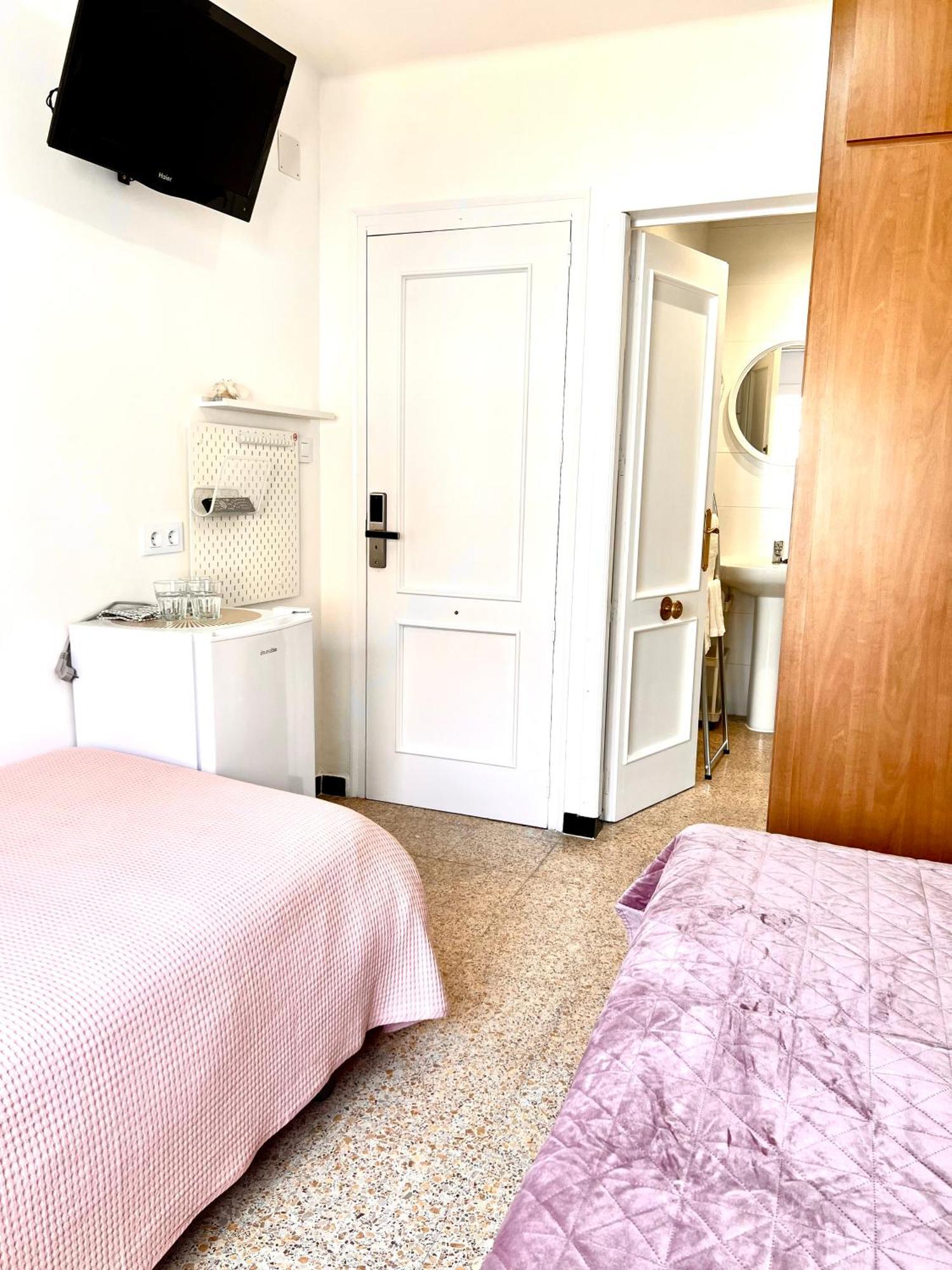 Escondite Central Con Terraza Compartida En La Azotea Roses Kamer foto